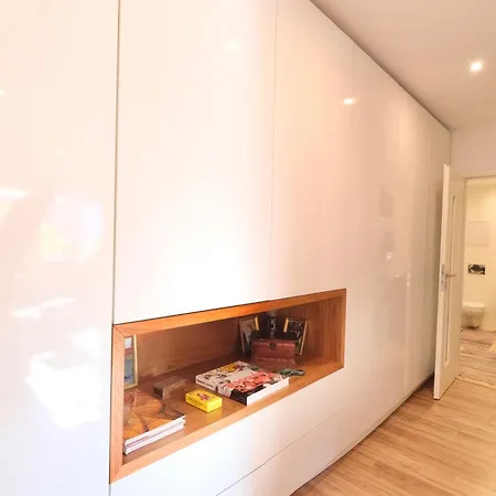 Shelter & Friends At Trnavske Myto * ברטיסלאבה