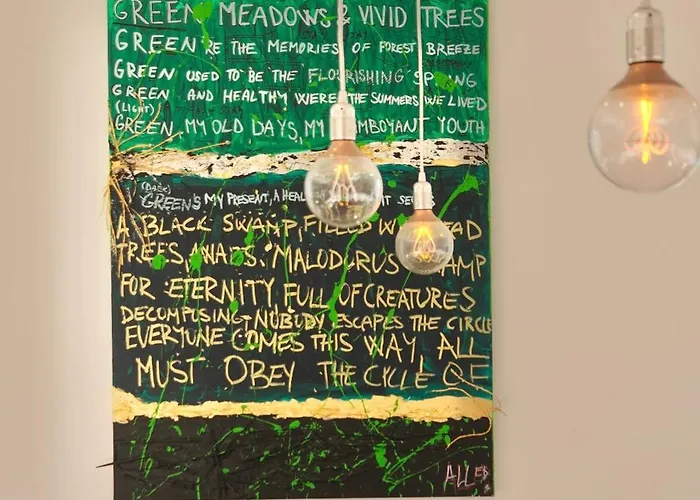 Shelter & Friends At Trnavske Myto * ברטיסלאבה